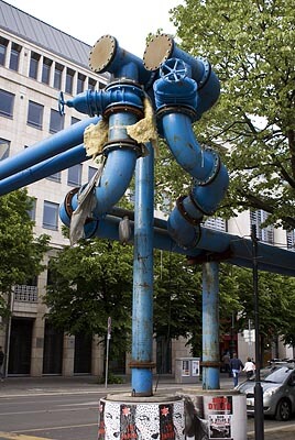 Some strange pipes on Unter den Linden in Berlin.