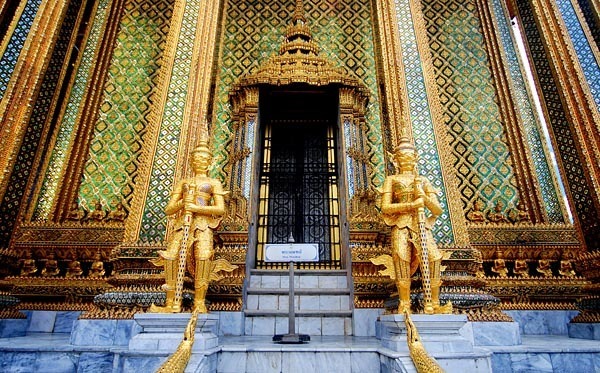 Entrance to the Bangkok Grand Palace