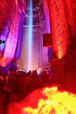 Ruby Falls light show