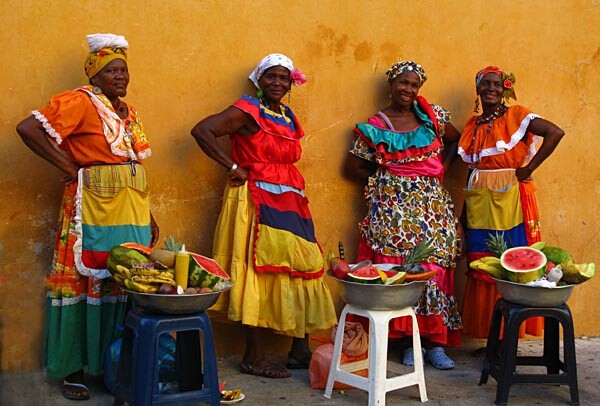 Food sellers on the streets of Cartagena