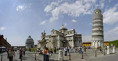 Leaning Tower of Pisa and Pisa Cathedral - photo by fusky