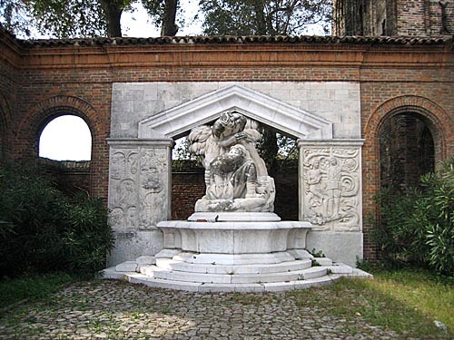 A beautiful statue in Murano, near Venice