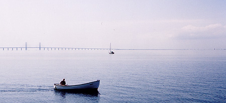The bridge over Öresund, between Malmö and Köpenhamn.
